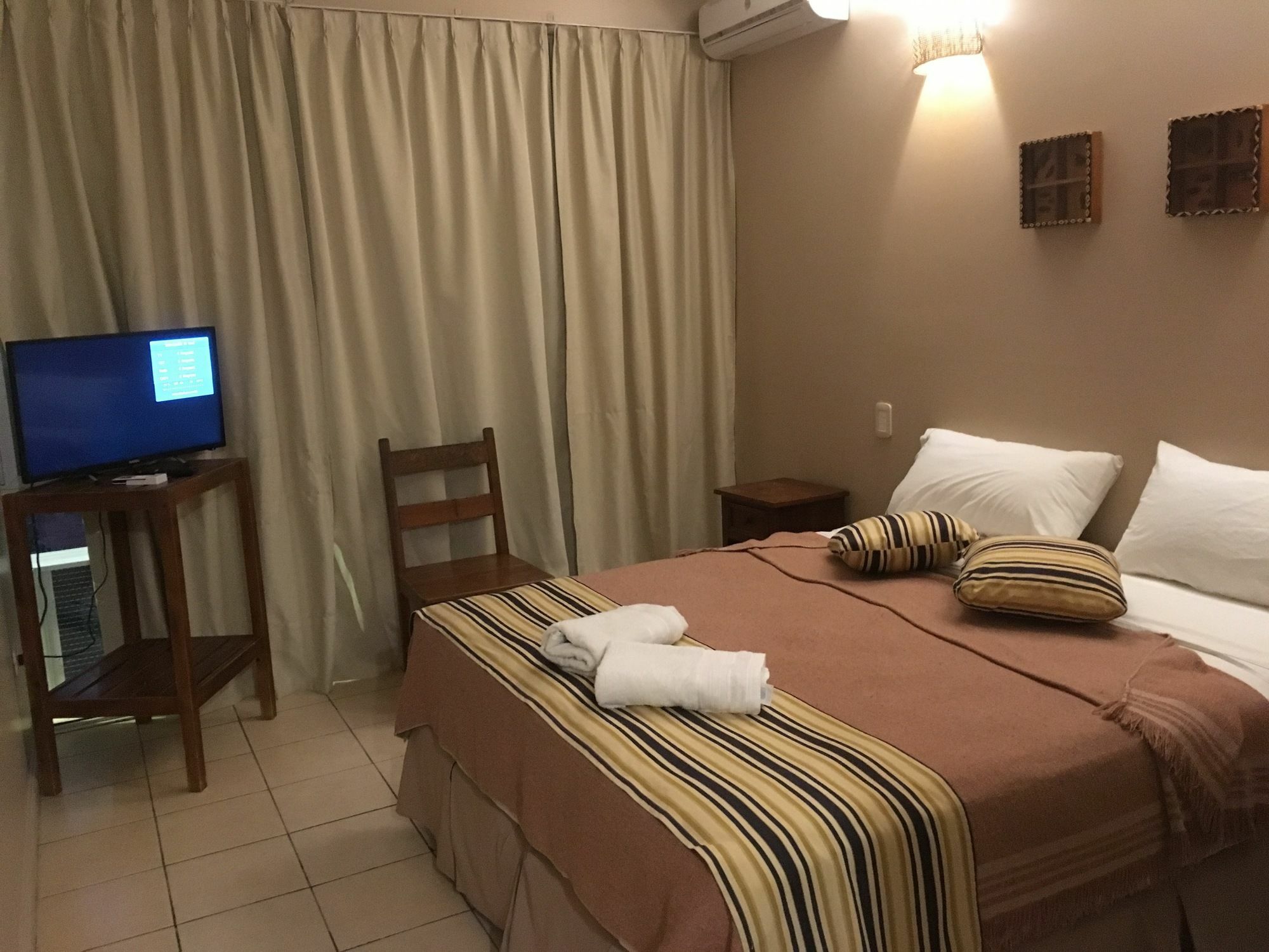 Tangoinn Club Iguazu Party Luxury Hostel Puerto Iguazú Zewnętrze zdjęcie