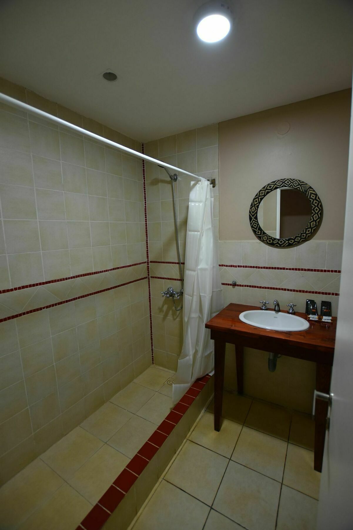 Tangoinn Club Iguazu Party Luxury Hostel Puerto Iguazú Zewnętrze zdjęcie