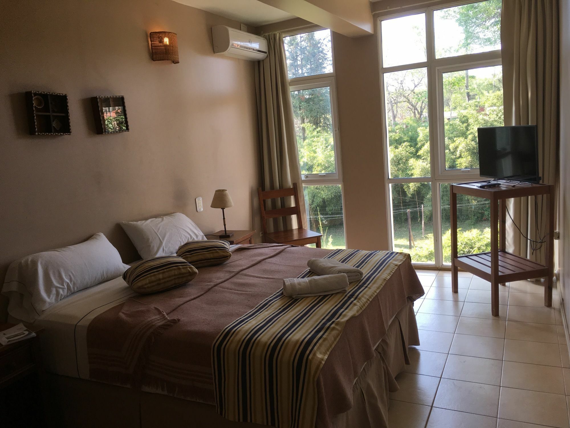 Tangoinn Club Iguazu Party Luxury Hostel Puerto Iguazú Zewnętrze zdjęcie